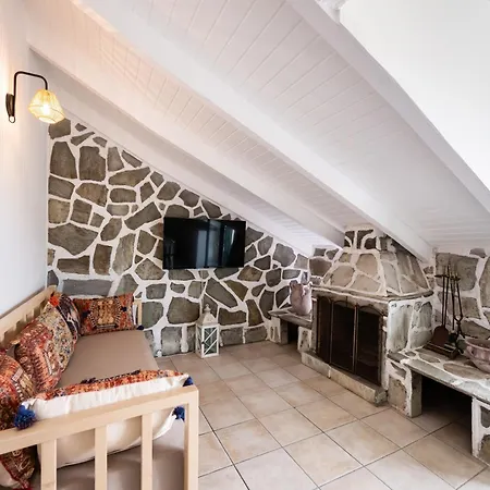 Kastro Maistro Ξενοδοχείο 2*