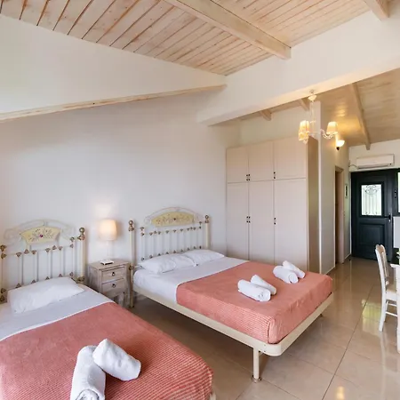 호텔 Kastro Maistro 2*