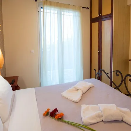 Kastro Maistro 호텔 2*