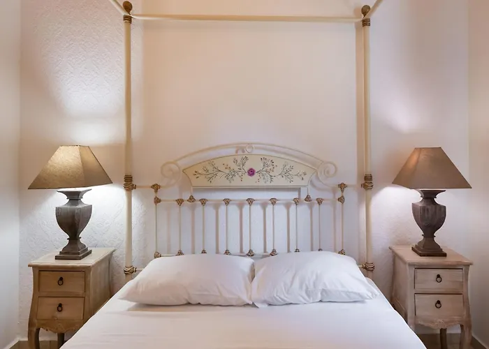 Kastro Maistro Hotel