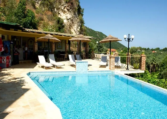 Kastro Maistro Lefkada City