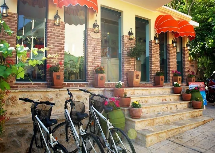 Kastro Maistro Lefkada City